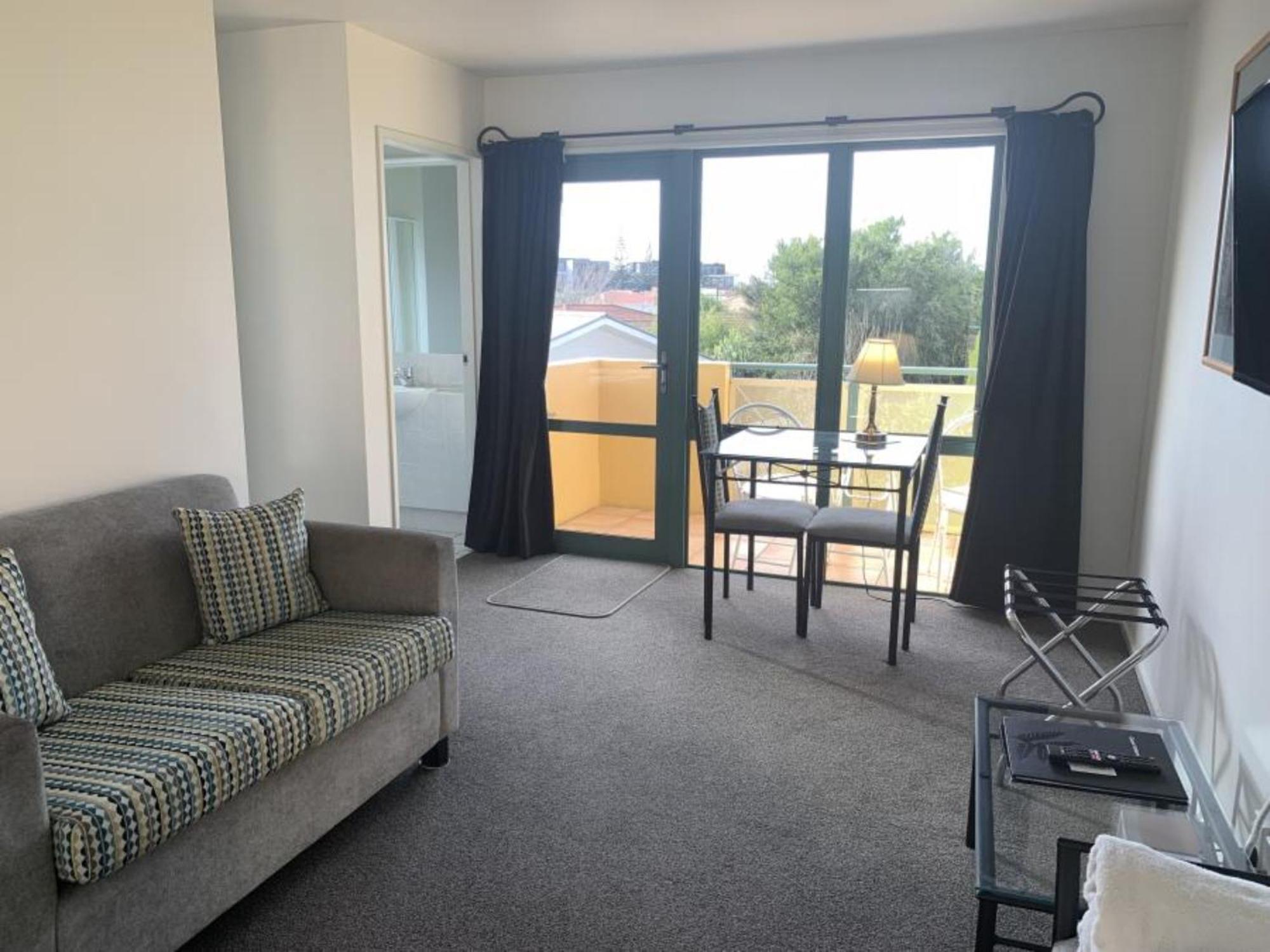 Tuscany Gardens Motor Lodge Nelson Room photo